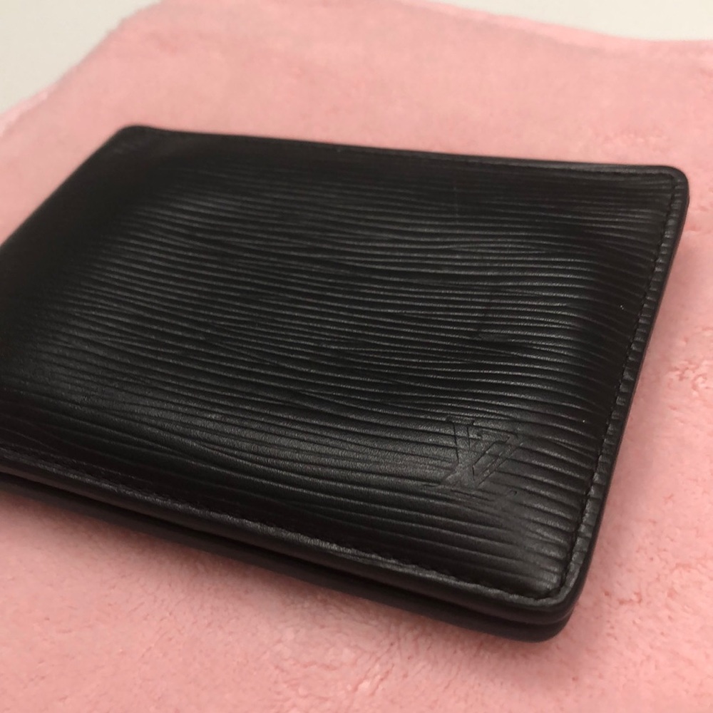 Louis Vuitton men’s epi leather slender wallet